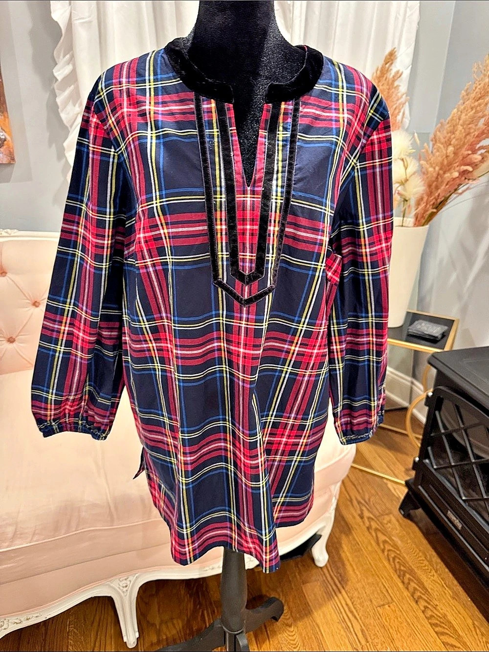 Talbots Velvet-trimmed V-neck tunic in black Stewart tartan Stewart Tartan Tunic